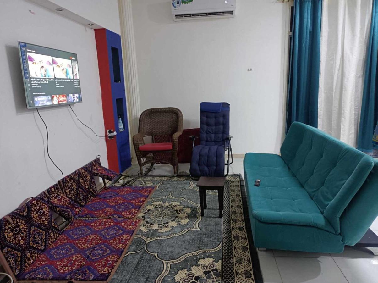 Apartment Inside An Abu Dhabi