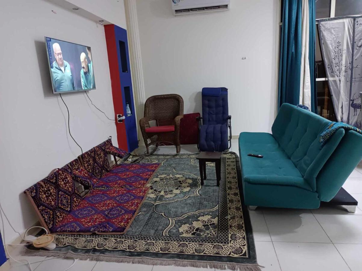 Apartment Inside An Abu Dhabi